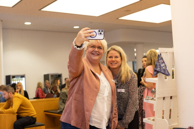 Simone Schwering Natascha Sagorski